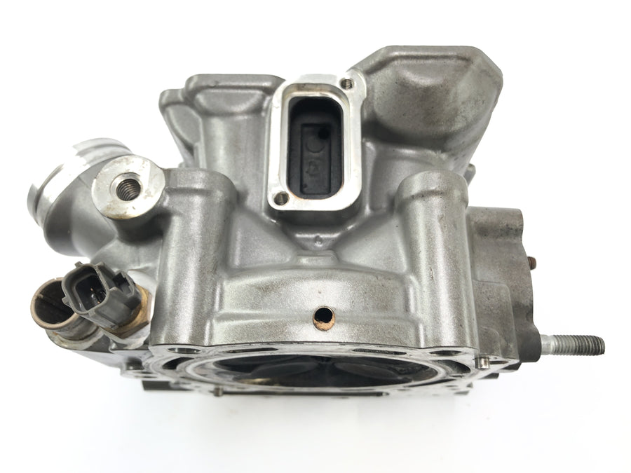 KTM 950 SM LC8 [2008] - Cabeça do cilindro na parte traseira