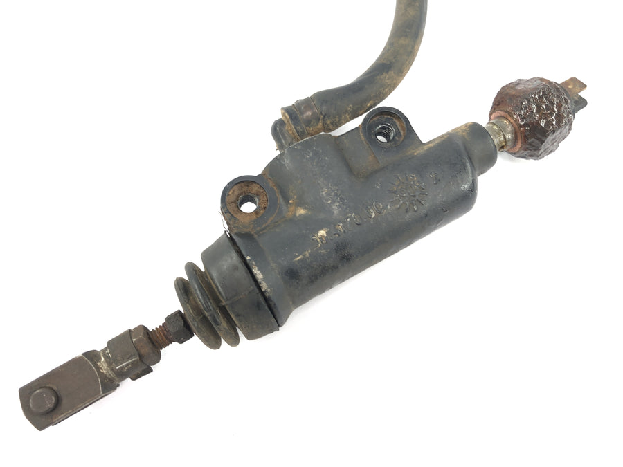 Husqvarna te 610 8ae [1994] - Bomba de freio na parte traseira do cilindro de freio principal
