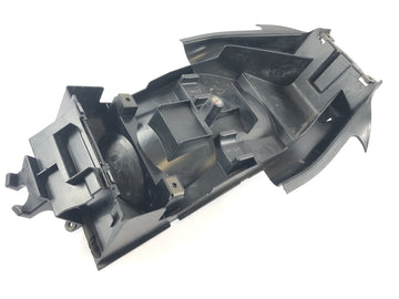 Yamaha XT 660 DM01 [2004] - Alcovamento interior traseiro encurtado no interior do revestimento