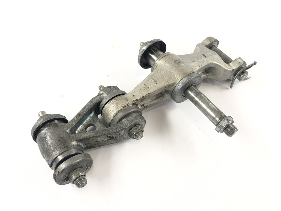Yamaha XT 600 43F [1985] - Link de suspensão da roda traseira da alavanca de deflexão