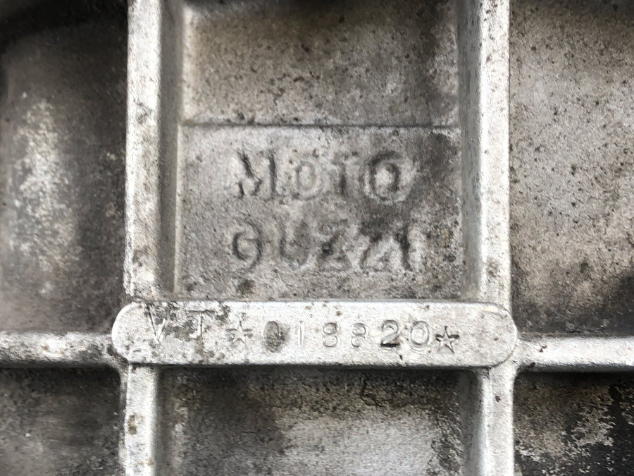 Moto Guzzi California II VT [1985] - Motor Habitação de moradia vazia