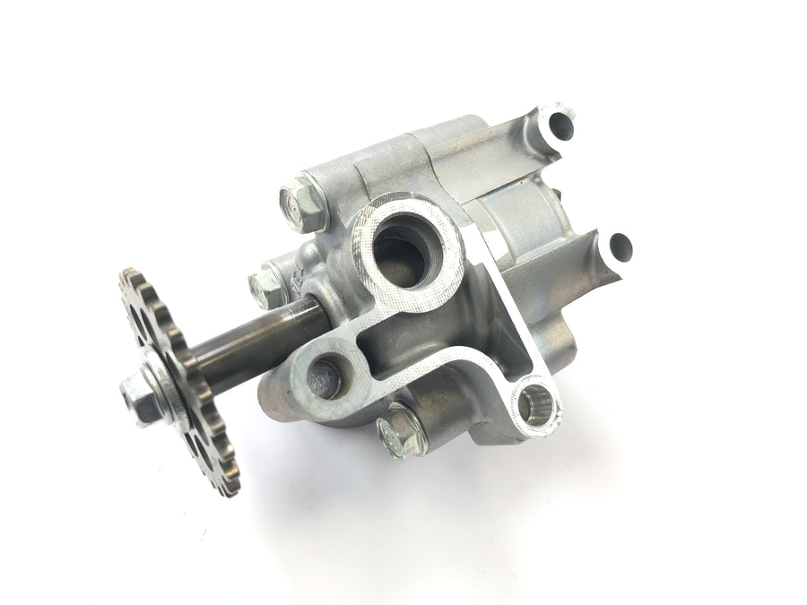 Honda CBR 1000 RR SC57 [2006] - Bomba de óleo para lubrificação do motor da bomba de alimentação de óleo