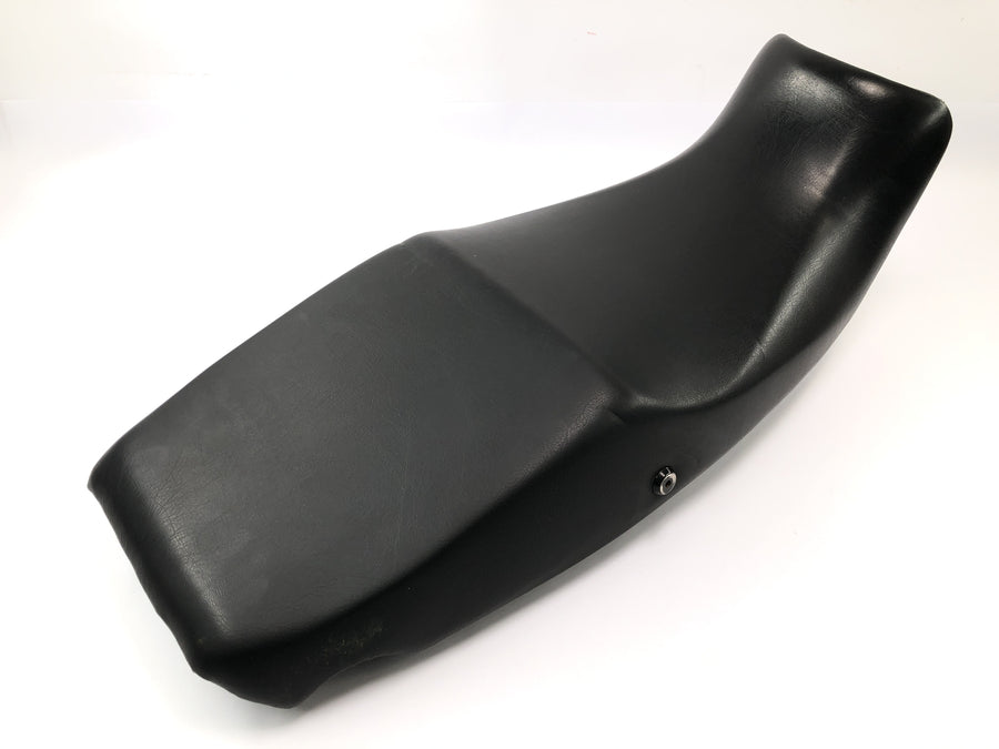 Triumph Daytona 900 T300 [1996] - Estofamento do assento preto