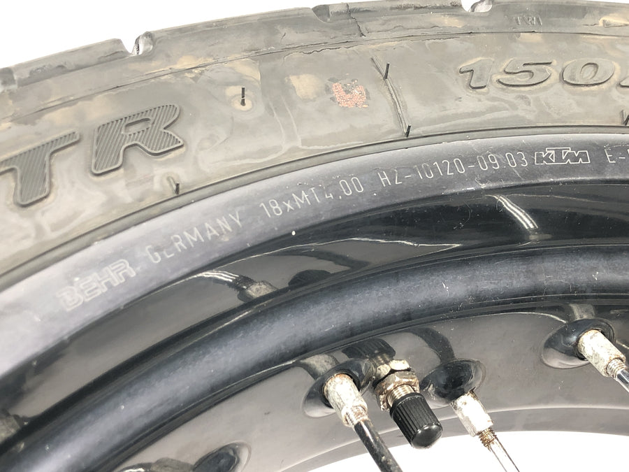 KTM 950 Adventure LC8 [2004] - roda raiada do aro traseiro 4,00 x 18"