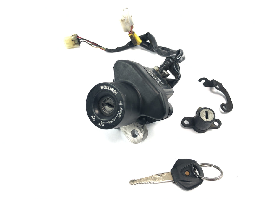 Yamaha MT 03 RM02 [2007] - Conjunto de trava velocímetro 46063 km tacômetro com display de instrumento de cabine