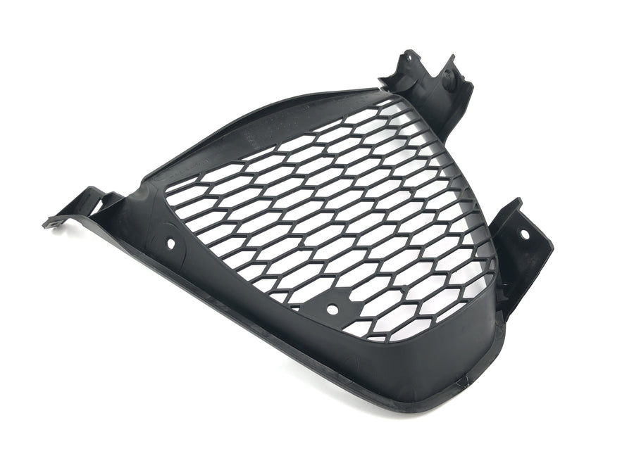 Suzuki GSX R 1000 WVB6 K6 [2006] - Grelha de ventilação da carenagem inferior da carenagem