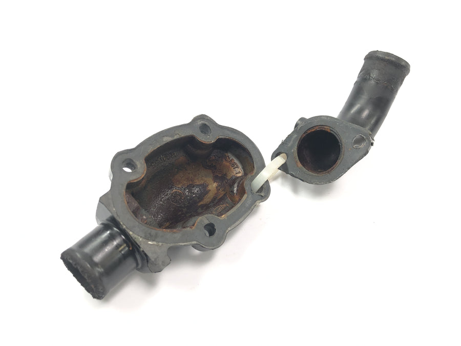 Triumph Speed ​​Triple T509 [1998] - Tampa da carcaça do flange da água de refrigeração da conexão do líquido refrigerante