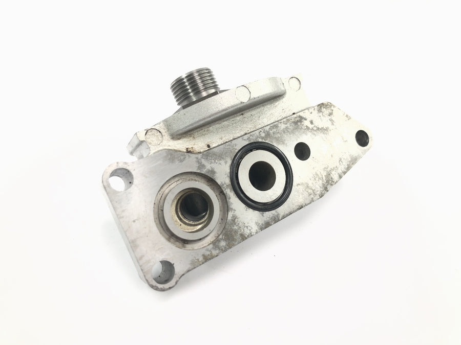 Yamaha XV 1600 Wild Star VP08 [2002] - Suporte do adaptador do filtro de óleo da carcaça do filtro de óleo