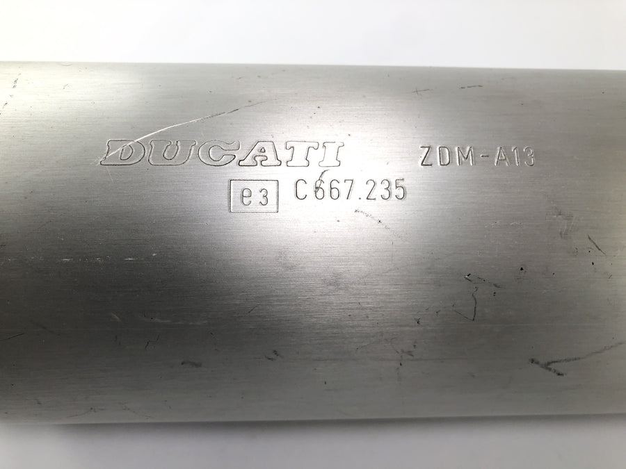 Ducati Monster M600 [1995] - Silenciador de silenciador de escapamento à direita com sinais de desgaste