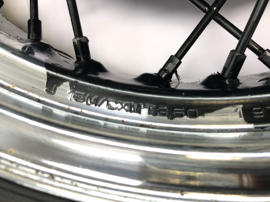 Yamaha XVS 650 4VR [1997] - Roda traseira com raios 3,50 x 15"