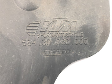 KTM 640 Adventure LC4 [2001] - tampa da roda dentada tampa do motor - 0