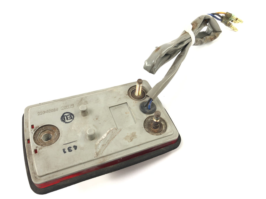 Yamaha DT 125 DE06 [2005] - Luz traseira