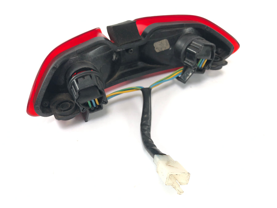 Aprilia SL 1000 Falco PA [2000] - luz traseira da luz traseira da luz do freio