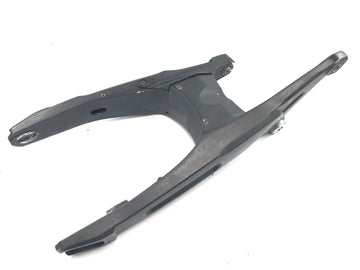 Yamaha MT 03 RM02 [2007] - Guia da roda traseira do braço oscilante - 0