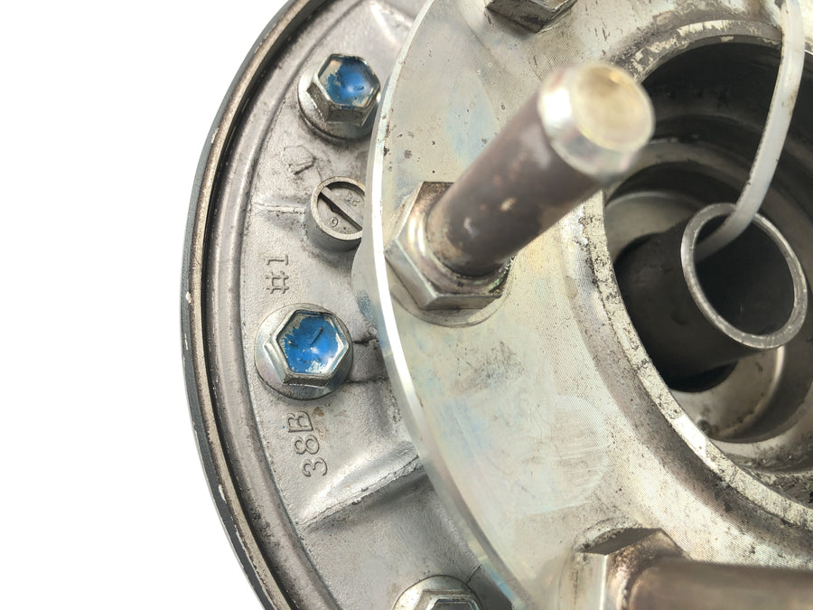 Suzuki VZ 1500 WVCU [2011] - unidade de tração traseira do cubo da roda traseira do cubo da roda com transmissão final cardan