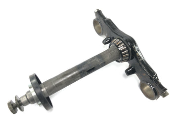 Suzuki RG 250 Gamma GJ21D [1987] - ponte do garfo inferior, garfo do garfo da parte inferior da cabeça de direção