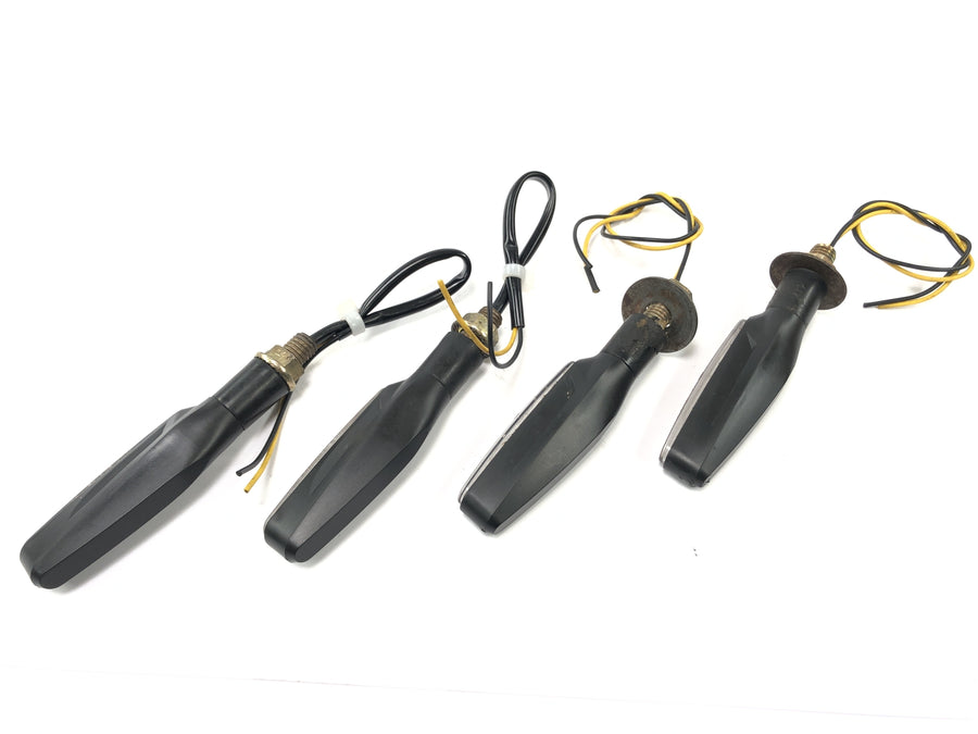 Yamaha YZF R1 RN09 [2003] - Sinais de volta do LED BLINKER Conjunto