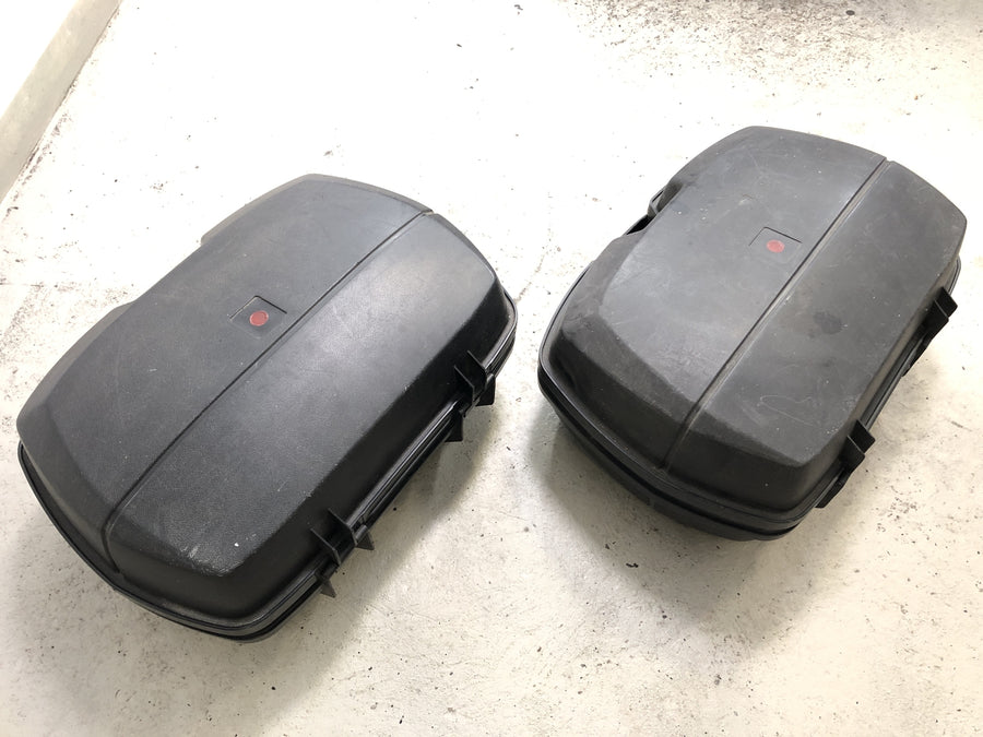 Kawasaki GPZ 1100 ZXT10E [1997] - mala com chave