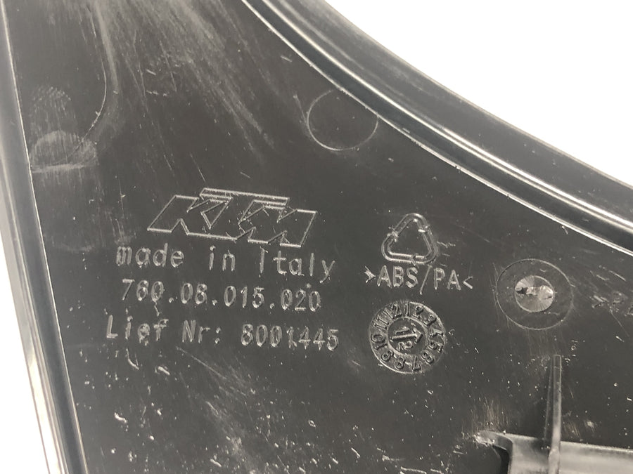 KTM Duke 690 A3 [2012] - Carenagem traseira Carenagem traseira