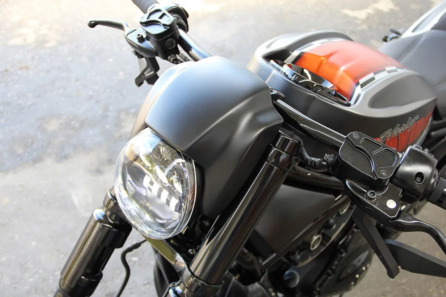 Harley Davidson V-Rod [CULT WERK] – Carenagem do farol