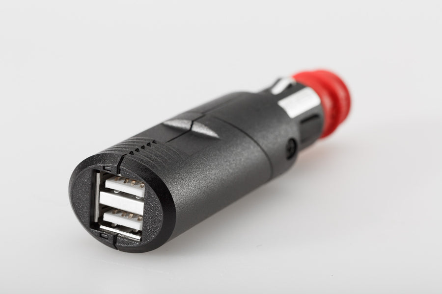 [SW-MOTECH] - Tomada de carregamento dupla USB com plugue universal – Figura 1