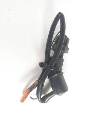 Yamaha XT 550 5Y3 - Chave de luz de freio na parte traseira