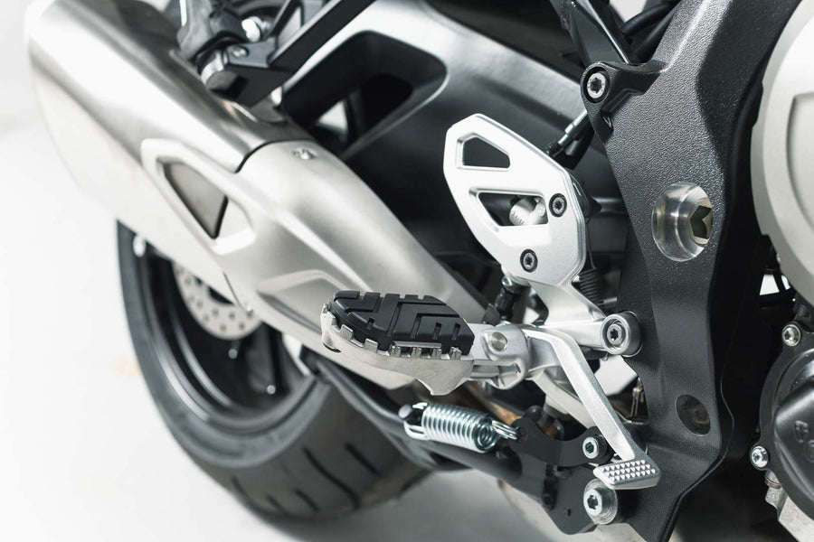 BMW F 750 GS Edition 40 Years GS [2021] - ION Fußrasten-Kit – Bild 2