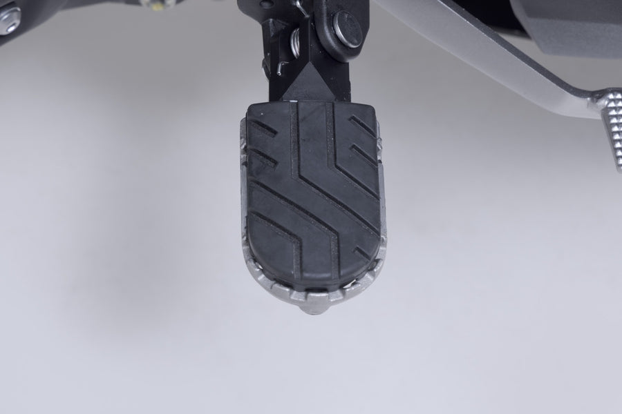 Kawasaki Versys 1100 [2025-2026] - Kit de apoio para os pés ION prateado – foto 4