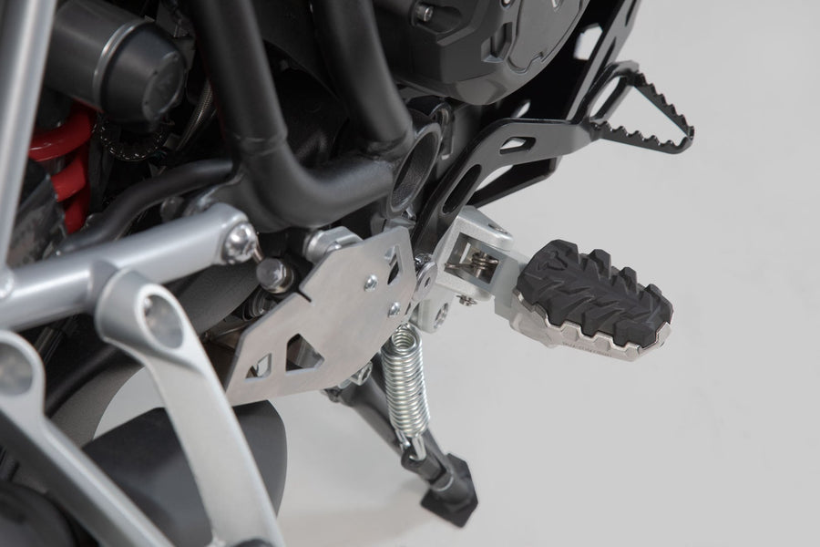 Triumph Tiger 900 GT Low [2020-2022] - EVO Fußrasten-Kit – Bild 1
