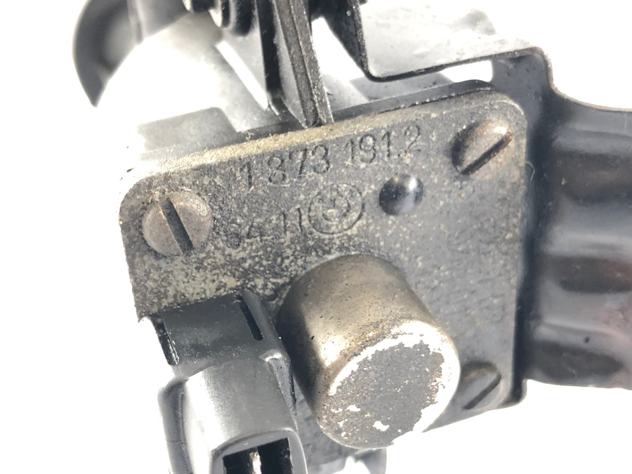 BMW M 535i E28 [1986] - Flange do refrigerante com termostato