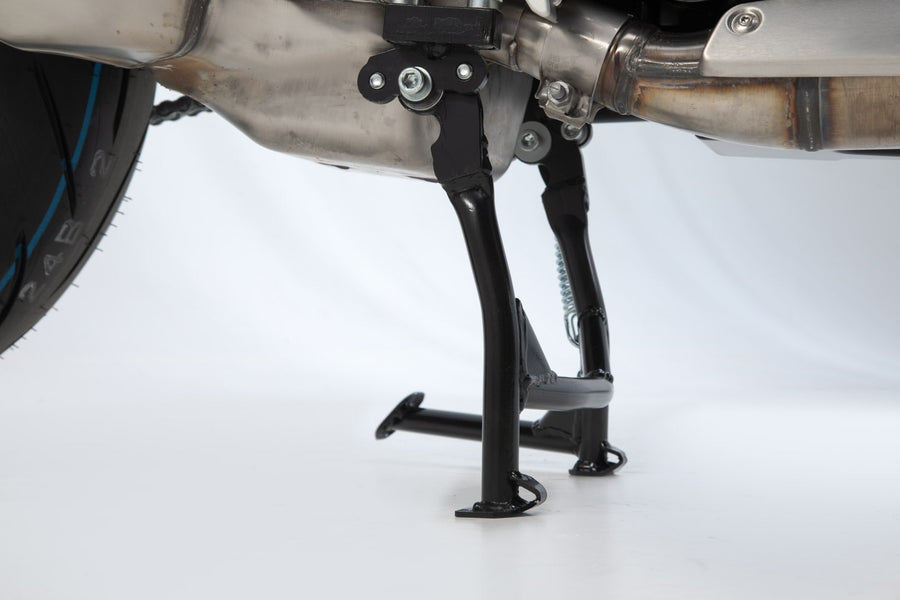 BMW F 900 R [2020-2024] – cavalete central – foto 3
