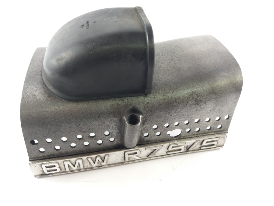 BMW R75/5 - tampa do motor acima da capa de partida superior