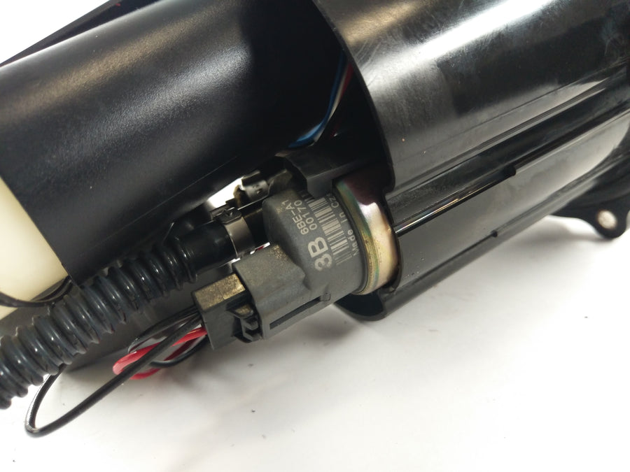 Benelli TNT 1130 Sport [2002] - Bomba de gasolina