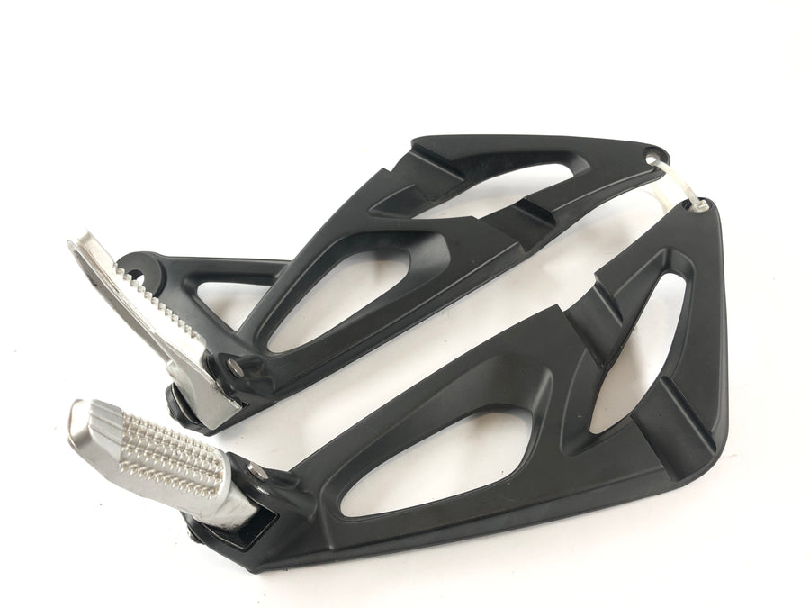 BMW K 1300 R [2010] - Pedros de pés de apoio para os pés pediátricos
