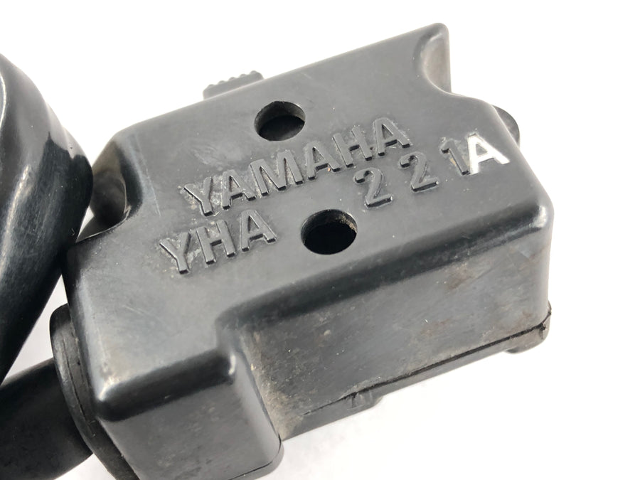 Yamaha V -max 1200 2en [1997] - interruptor do guidão no interruptor da gasolina direita