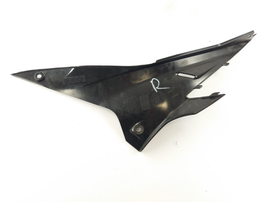 Aprilia RSV4 1000 RK [2010] - Cobertura do quadro de revestimento à direita