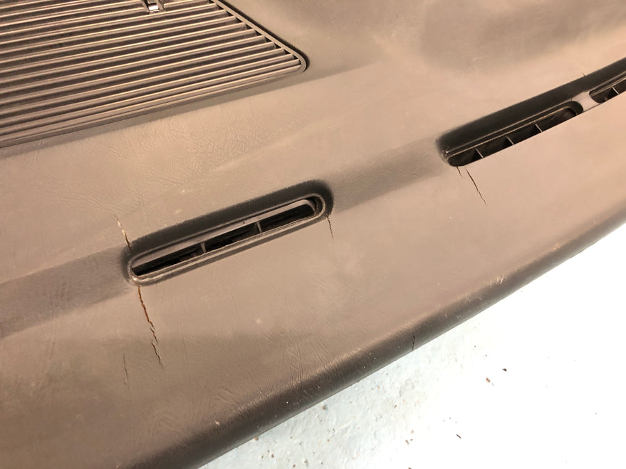 BMW M 535i E28 [1986] - Painel poucas rachaduras