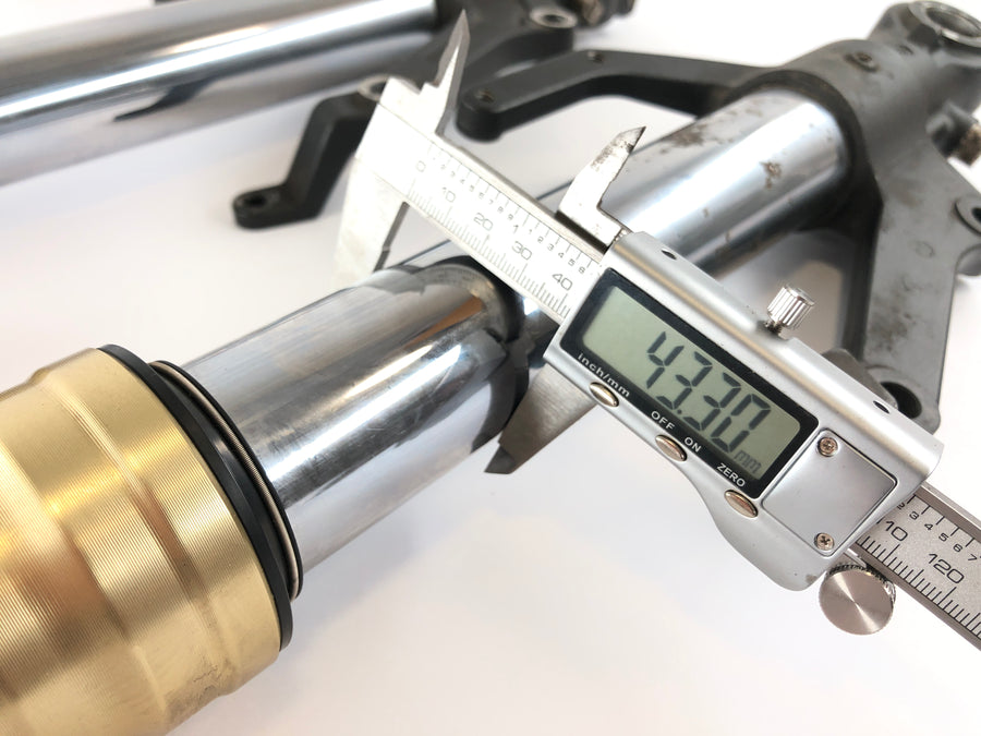 Yamaha XT 1200 Z Super Tenere DP01 [2012] - Fork Telegabel com eixo