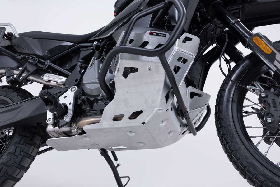CFMOTO 800 MT-X [2025-2026] - barra de proteção do motor prateada – foto 3