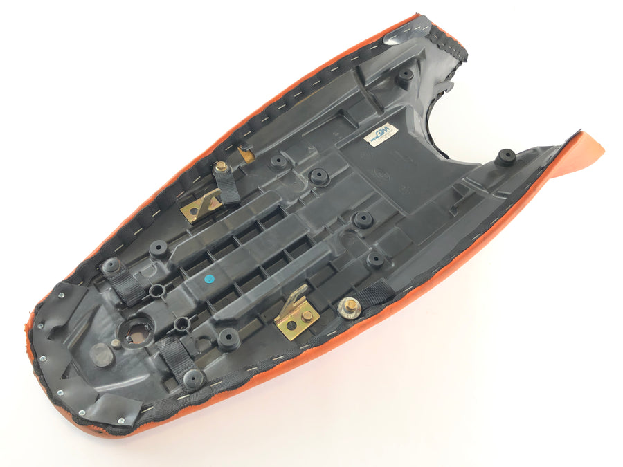 KTM 990 Superduke LC8 EFI [2008] - Banco do assento