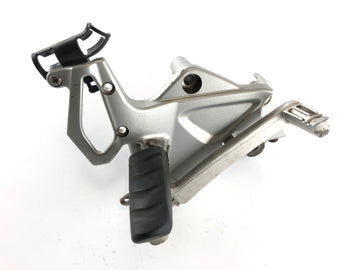 BMW F 800 S [2007] - ARSENTO DE PASSO À DIREITA com suporte e pedal do freio