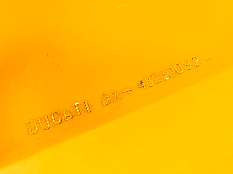 Ducati 900 SS [1993] - revestimento de revestimento traseiro direito
