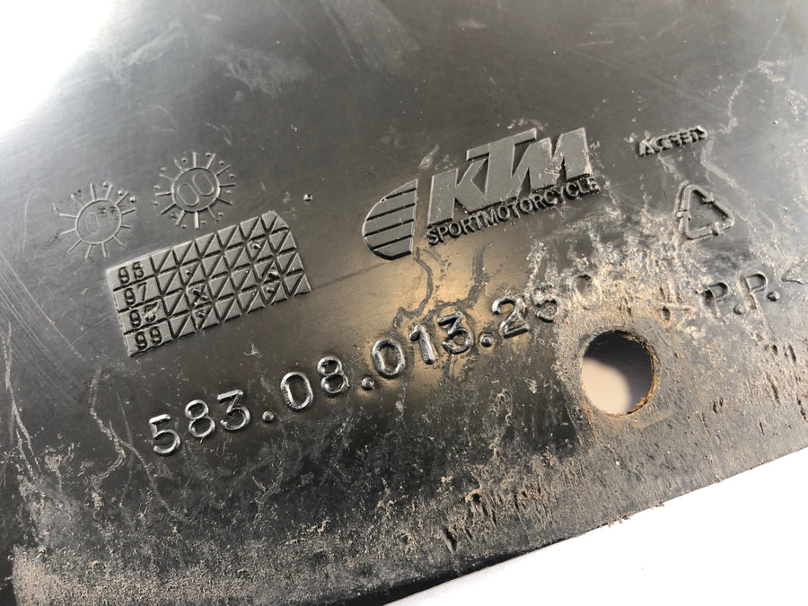 KTM 640 LC4 Prestige [2003] - Proteção de respingos
