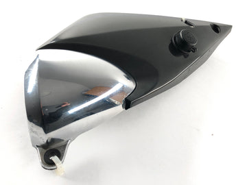 Suzuki Bandit GSF 1200 S WVA9 [2001] - Tampa lateral de revestimento lateral no revestimento direito - 0