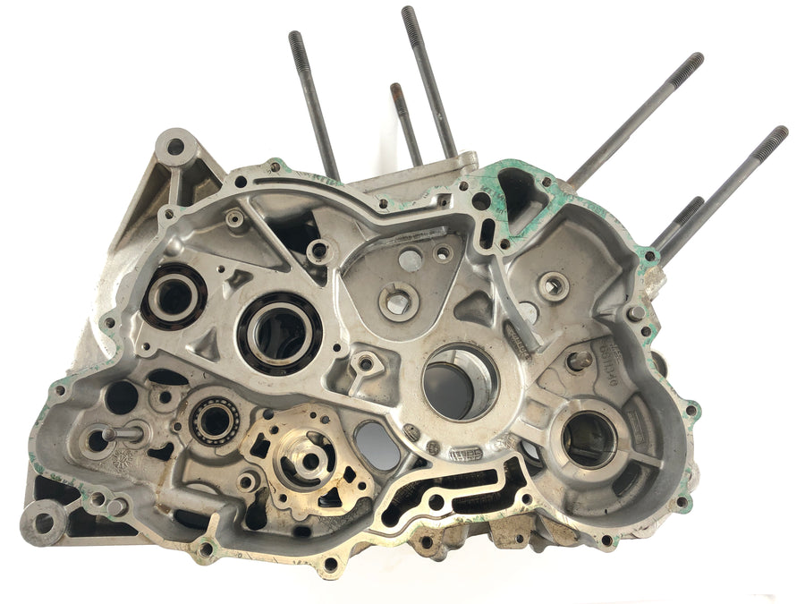 Pode no Spyder SM5 [2009] - Motor Housing Casas vazias