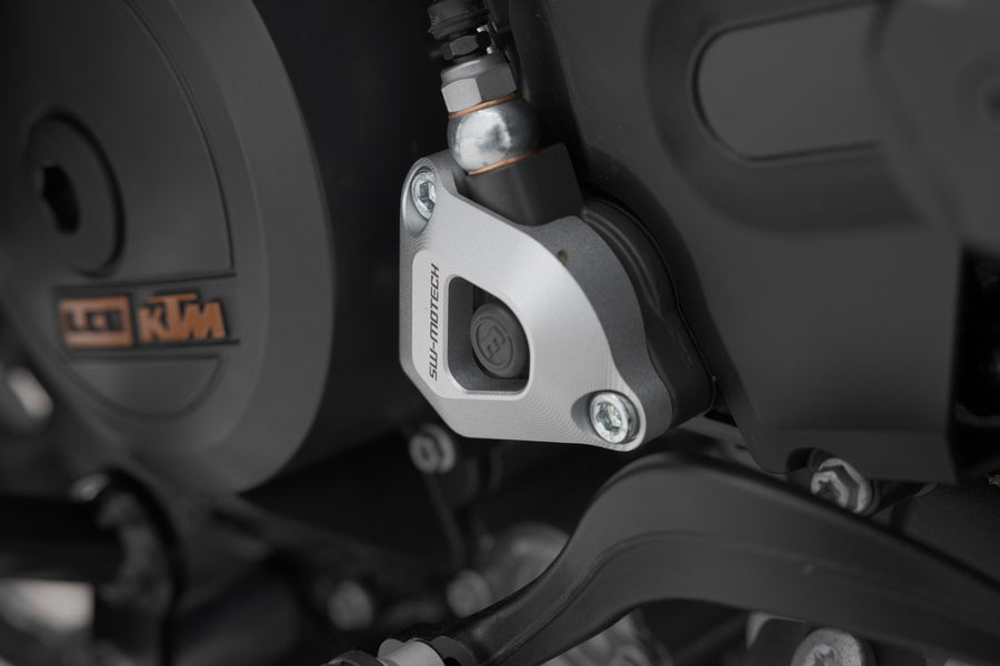 KTM 1290 Super Adventure R [2024] - proteção do cilindro escravo da embreagem - foto 3