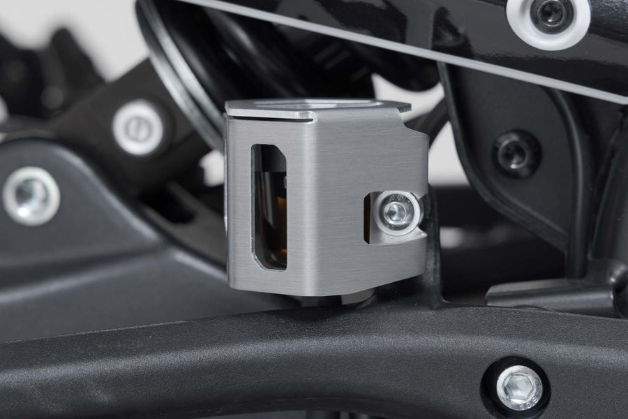 BMW F 650 GS (800 CC) Twin Special Edition [2012] - proteção do reservatório de fluido de freio - foto 6