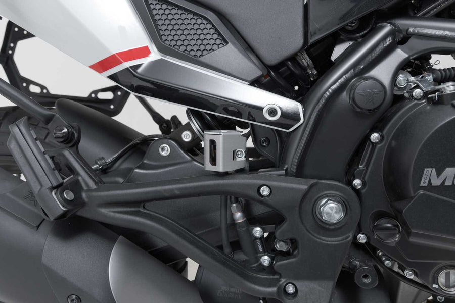BMW F 650 GS (800 CC) Twin Special Edition [2012] - Proteção do reservatório de fluido de freio – foto 7