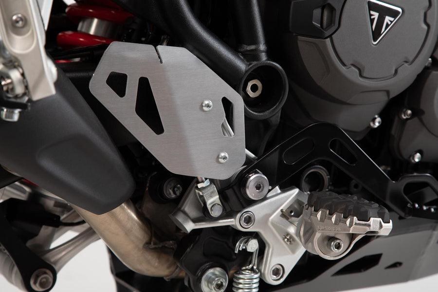 Triumph Tiger 900 [2021-2023] - Proteção do cilindro de freio direito - foto 2