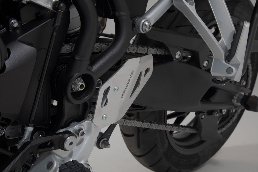 Triumph Tiger 900 [2021-2023] - Proteção do cilindro de freio esquerdo - foto 3
